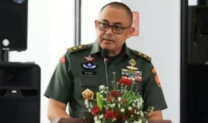 mutasi-tni-letjen-robi-herbawan-jabat-kabais-ktg